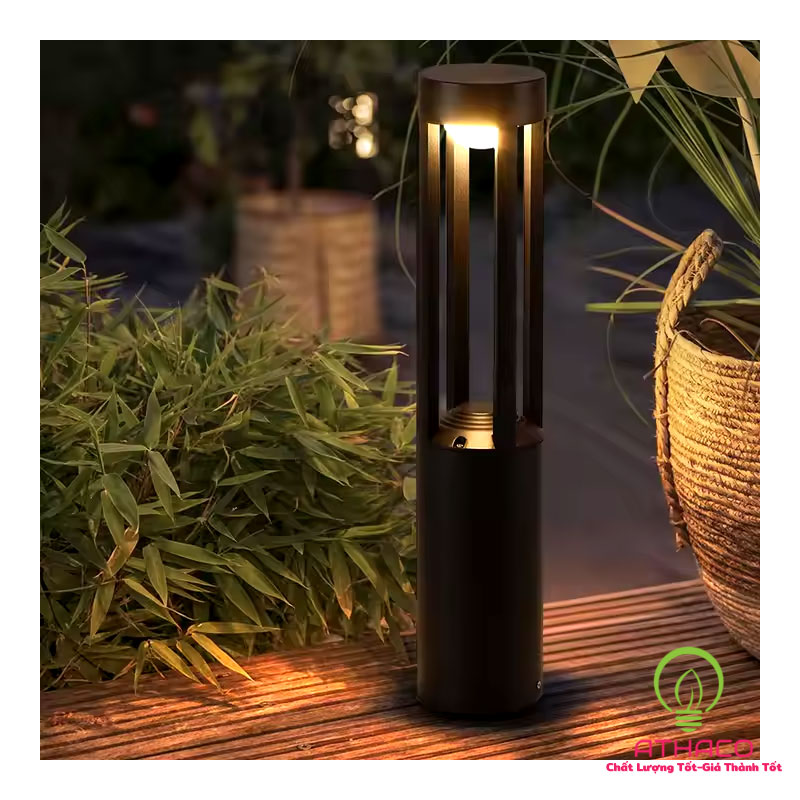 trụ đèn trang trí sân vườn